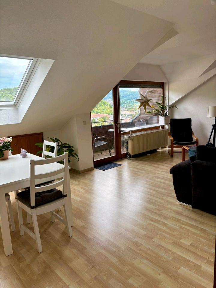 Thumbnail-3 ZKB mit Loggia und tollem Weitblick
