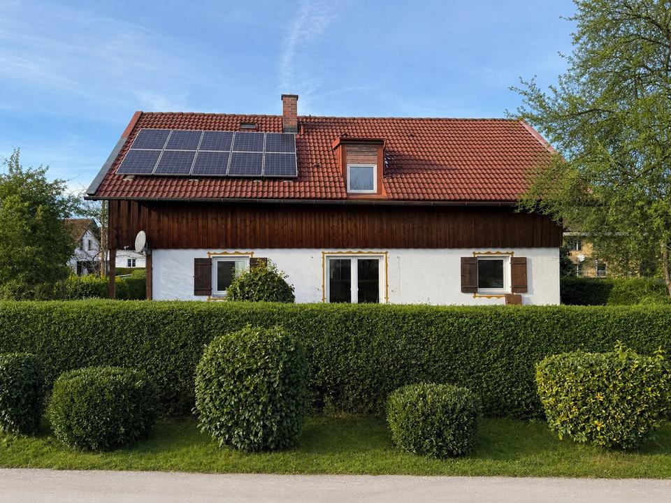 Thumbnail-EFH freistehendes Haus, Garage, Photovoltaik, Bergblick