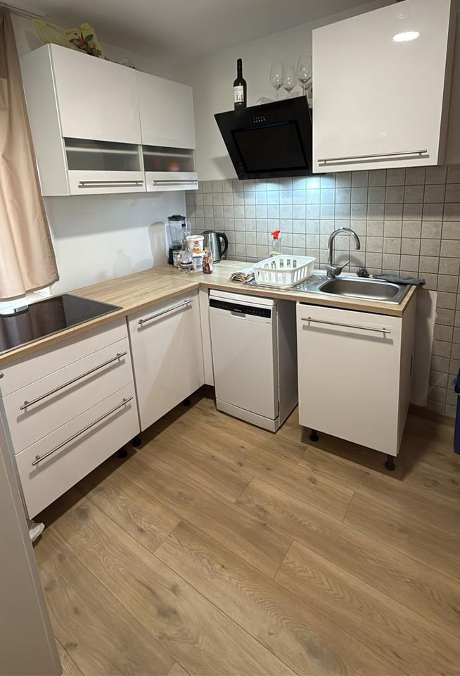 Thumbnail-Moderne 2-Zimmer-Wohnung mit großem Eckbalkon, zentraler Lage