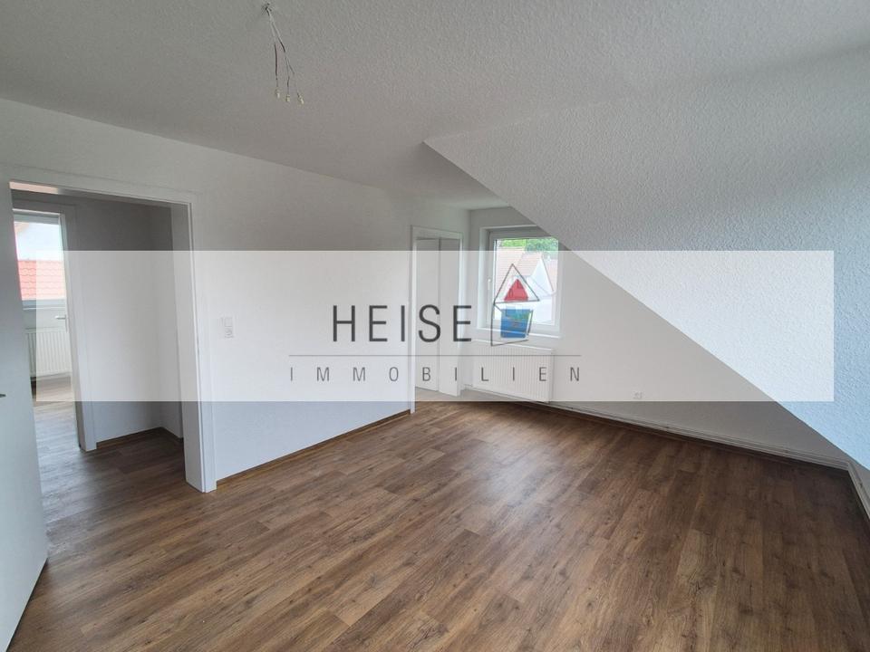 Thumbnail-Renovierte 3-Zimmer-Dachgeschosswohnung, zw. Innenstadt und Stiebel Eltron