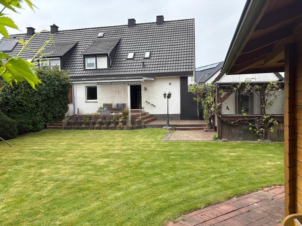 Thumbnail-Doppelhaushälfte mit großem Garten