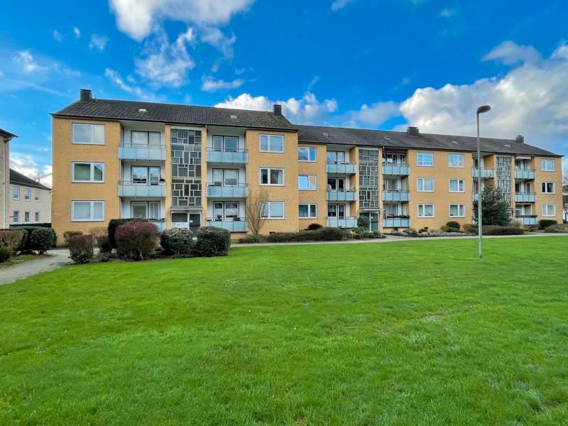 Thumbnail-Familienfreundliche 3,5-Zi.-Wohnung mit zwei Balkone!