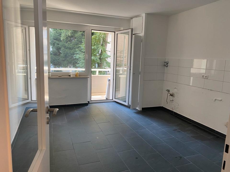 Thumbnail-Nähe UniklinikGericht schöne 2 12-Raum Wohnung