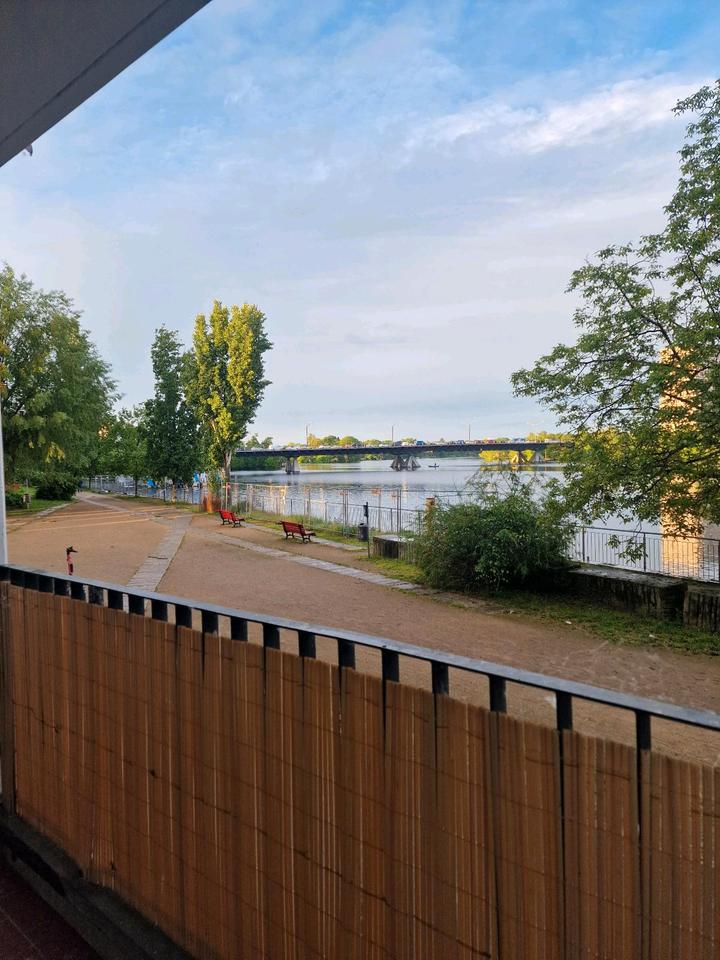 Thumbnail-Exklusive Havelblick-Wohnung in der Wasserstadt Spandau – Balkon,