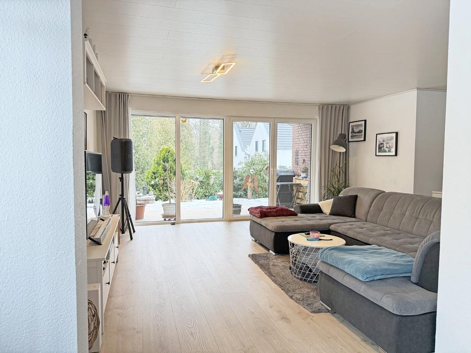 Thumbnail-Helle und moderne 3 Zimmer-Erdgeschoss-Wohnung mit Gäste-WC, Südterrasse, Garten und Garage in Bad Oeynhausen - Werste