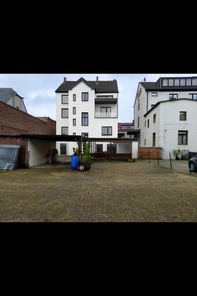 Thumbnail-Mehrfamilienhaus Menden Gaststätte & Bauplatz – Zum Verkauf