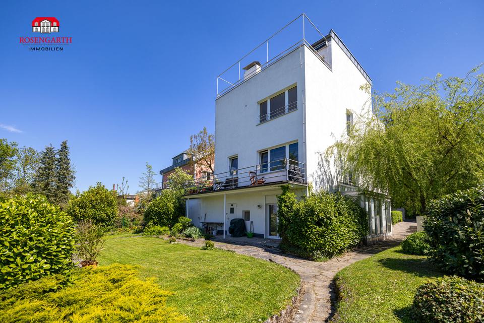 Thumbnail-Maisonette Wohnung im Bauhaus mit Blick über Würzburg – Wohnen in Bestlage des Frauenlands