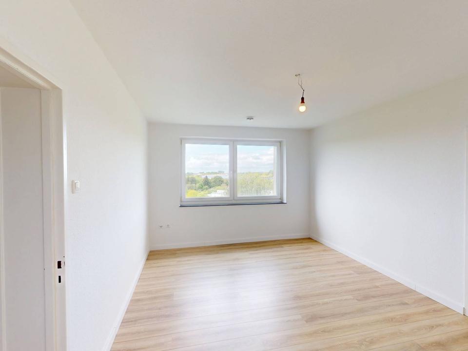 Thumbnail-Weitblick inklusive: Charmante 2-Zimmer-Wohnung (49 m²) in der 7. Etage