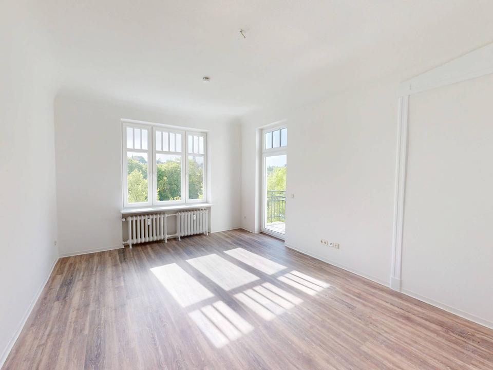 Thumbnail-Wundervolle 5-Zimmer-Altbauwohnung mit 2 BALKONEN und Einbauküche in direkter Hafennähe
