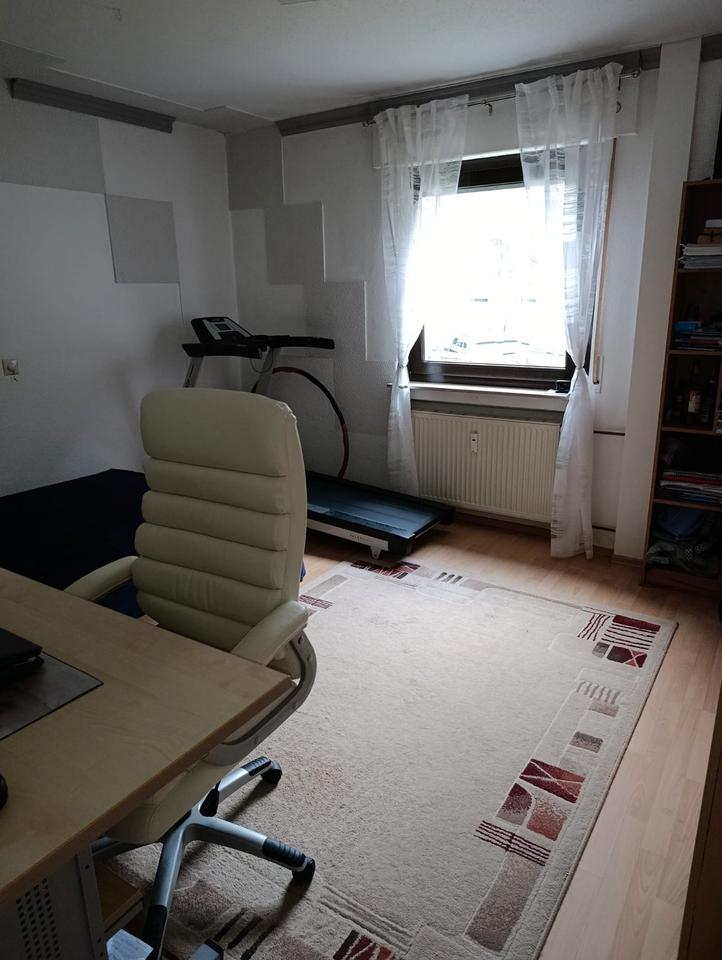 Thumbnail-gepflegte 3-Zi-Wohnung mit EBK im Erdgeschoss