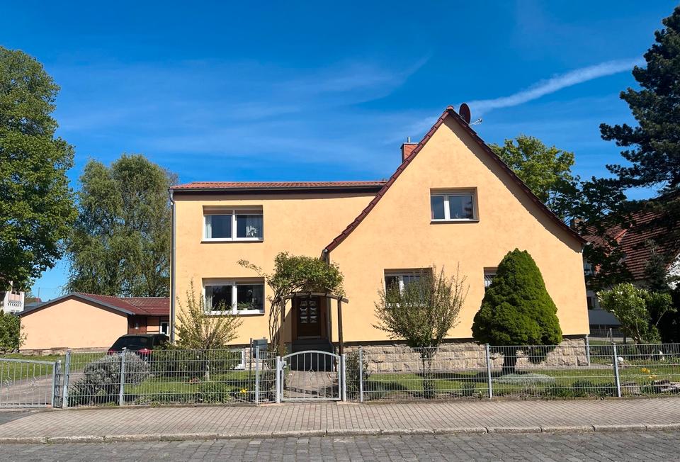 Thumbnail-Einfamilienhaus+AnliegerwohnungZweigenerationenhaus zum Verkauf