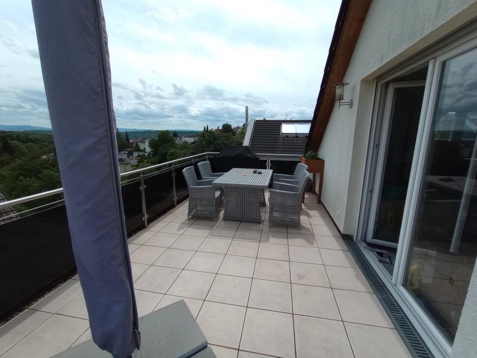 Thumbnail-Helle 3-Zimmer-Dachgeschosswohnung - Bodenheizung - BJ 2007