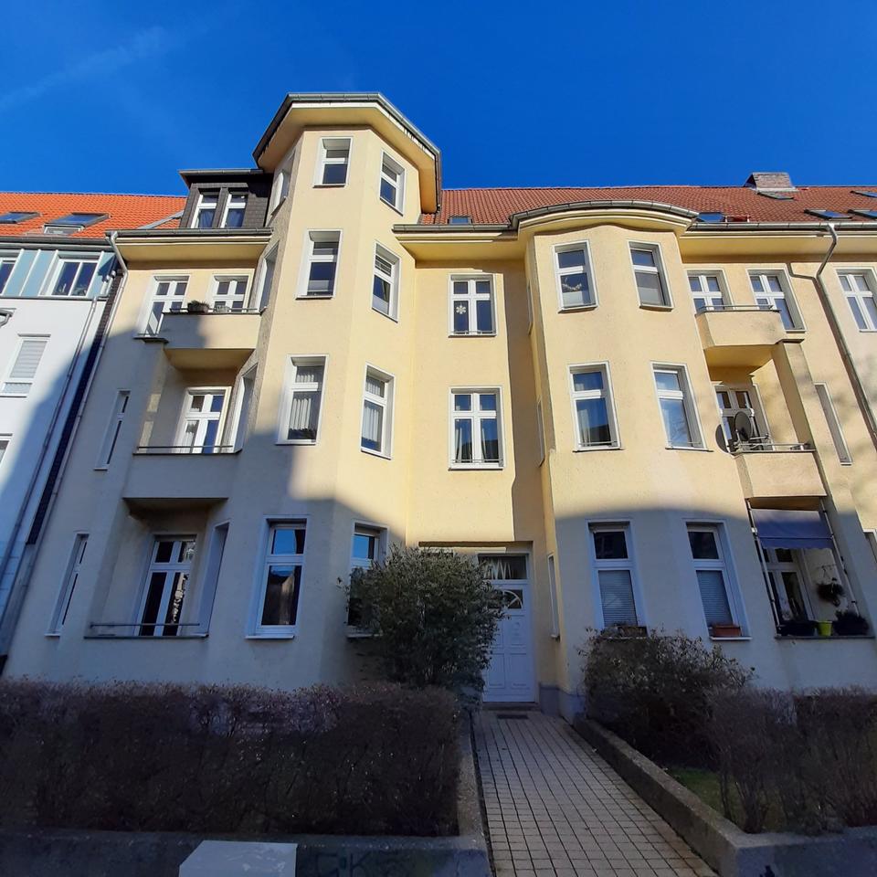 Thumbnail-Schöne renovierte 2-Raumwohnung im Erdgeschoss - Stadtfeld Ost