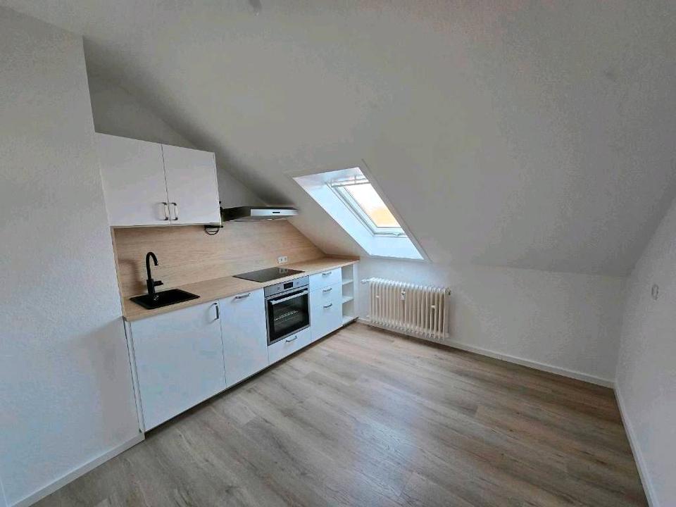 Thumbnail-helle 2 Zimmer Wohnung, 58m² mit Einbauküche in Rheindahlen