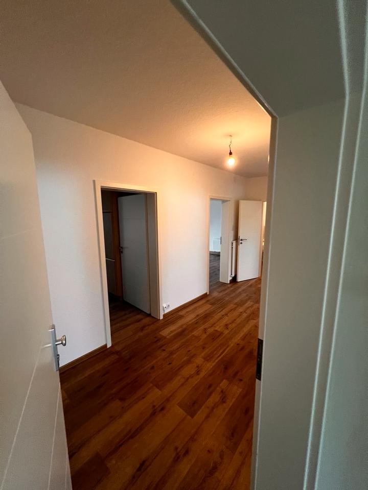 Thumbnail-3-Zimmer-Eigentumswohnung