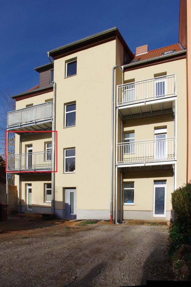 Thumbnail-Renovierte 2-Raum-Wohnung mit Balkon in Weißenfels