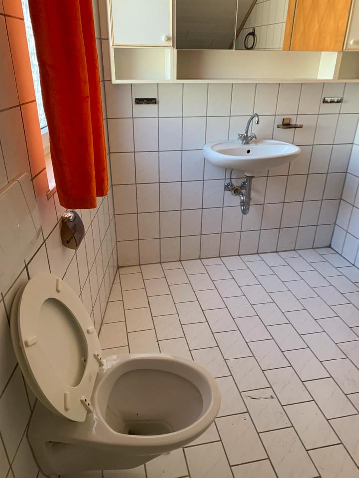 Thumbnail-Möbilierte Zimmer mit Bad und Dusche