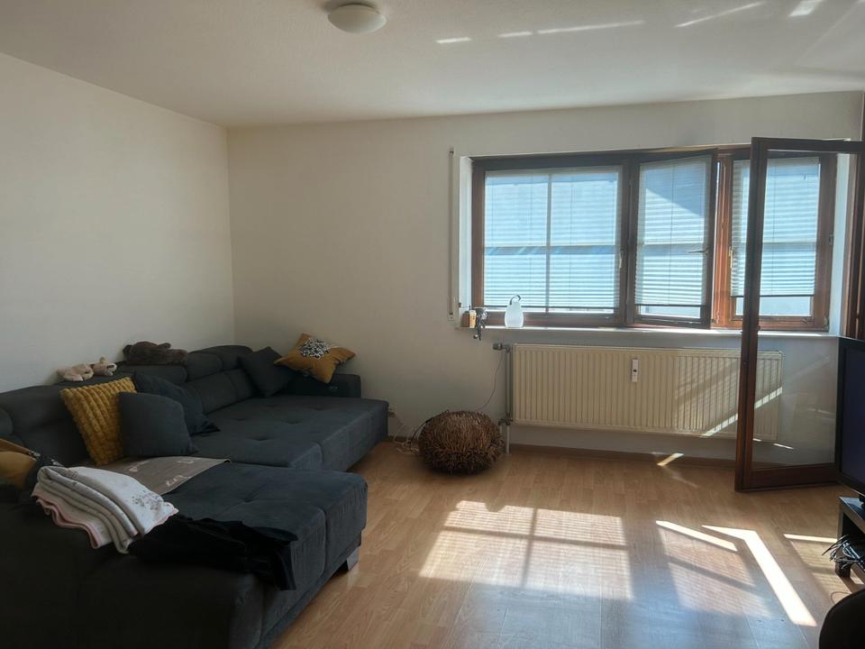 Thumbnail-Gemütlich helle Wohnung - 2.5 Zimmer - mit Wintergarten