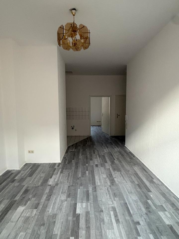 Thumbnail-ZWEI 52-m²-WOHNUNGEN ZUR AUSWAHL -SANIERT UND RENOVIERT