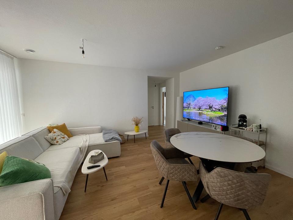 Thumbnail-Moderne 3-Zimmer-Wohnung mit 2 Bädern & großem Balkon