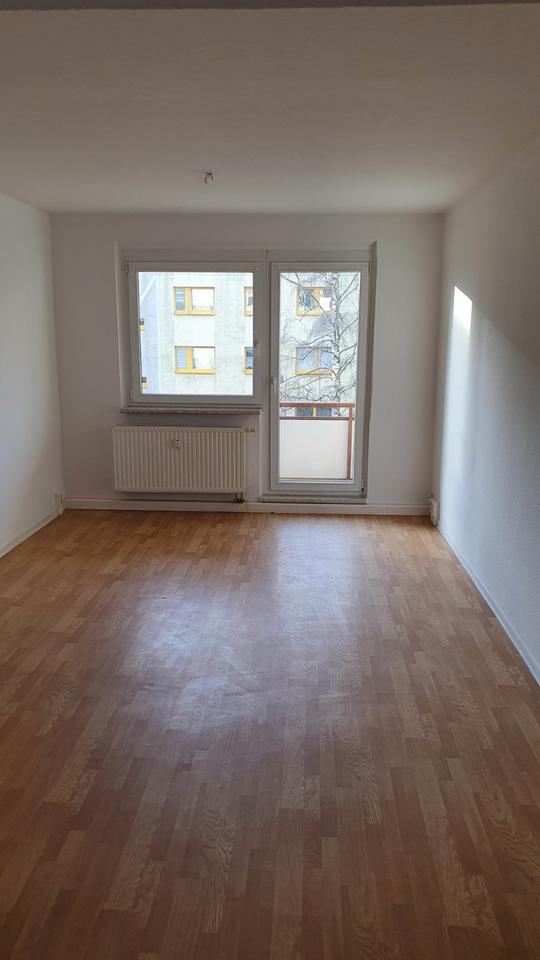 Thumbnail-Schöne 3-RW mit Balkon, Tageslichtbad mit Wanne, ruhige Lage