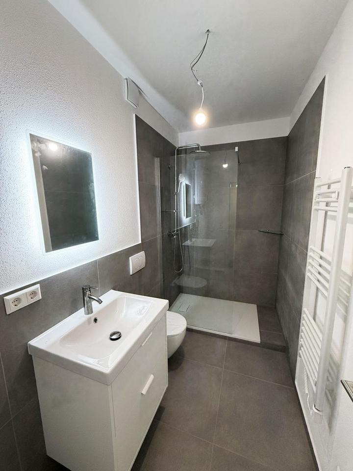 Thumbnail-Erstbezug: 1-Zimmer-Apartments | Hochwertiges Bad & EBK | Ab Sofort | Zentral in Bad Cannstatt