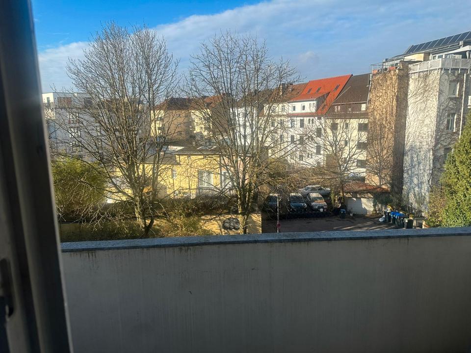 Thumbnail-#Helle 2-Zimmer-Wohnung mit 2 Balkonen in St. Johann zu vermieten