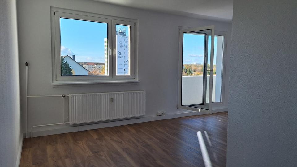 Thumbnail-5,5 Raumwohnung mit Balkon im Grünen