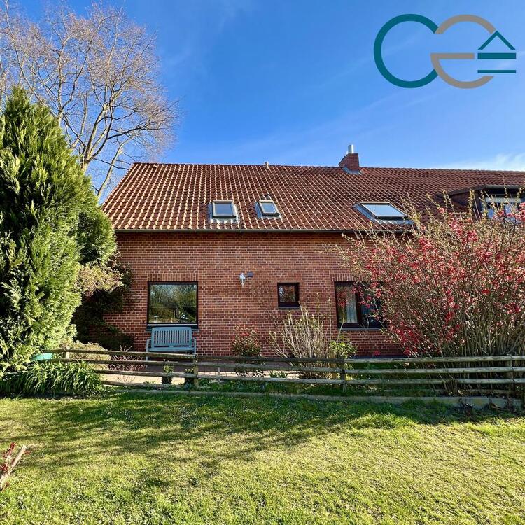 Thumbnail-Gepflegte Doppelhaushälfte mit Garten in begehrter Lage von Holtorf Ideal für Polizeistudenten!