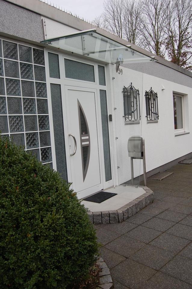 Thumbnail-Gepflegter Bungalow mit großem Grundstück & Ausbaupotential