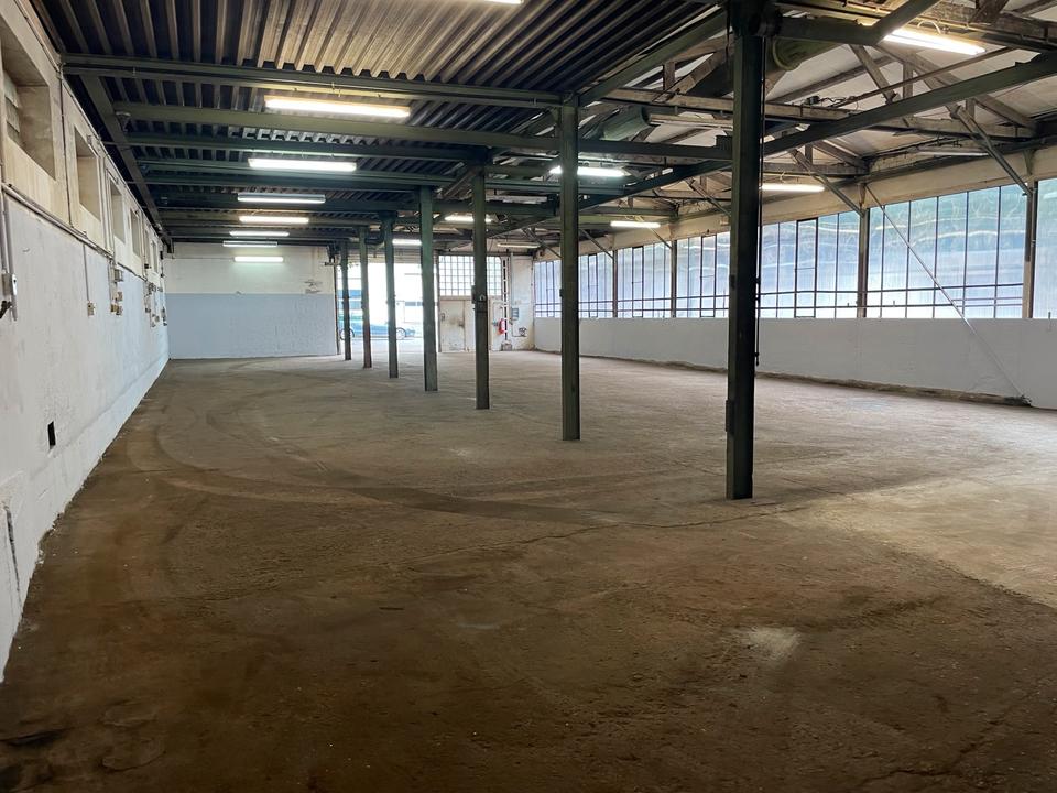 Thumbnail-Lagerhalle Stellfläche