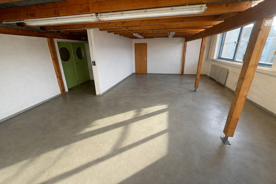 Thumbnail-Helles Büro Gewerbefläche zur Untermiete, 63,98 m², ab 01.04.2026