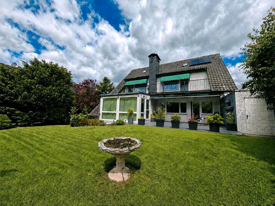 Thumbnail-Freistehendes Einfamilienhaus
