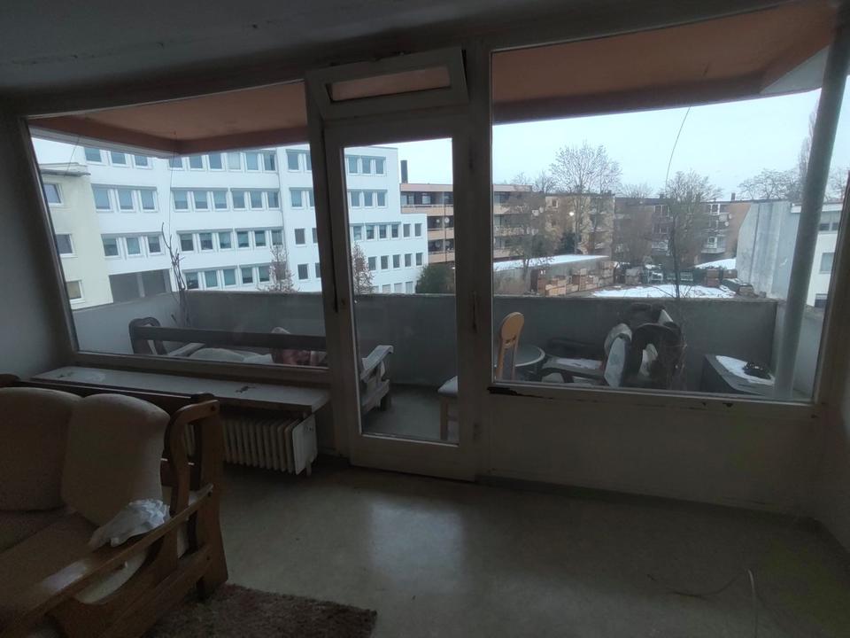 Thumbnail-67QM 2 Zimmer Küche Bad Wohnung