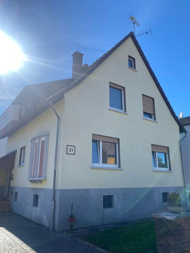 Thumbnail-Zweifamilienhaus mit großem Garten, Garage & Ausbaupotenzial