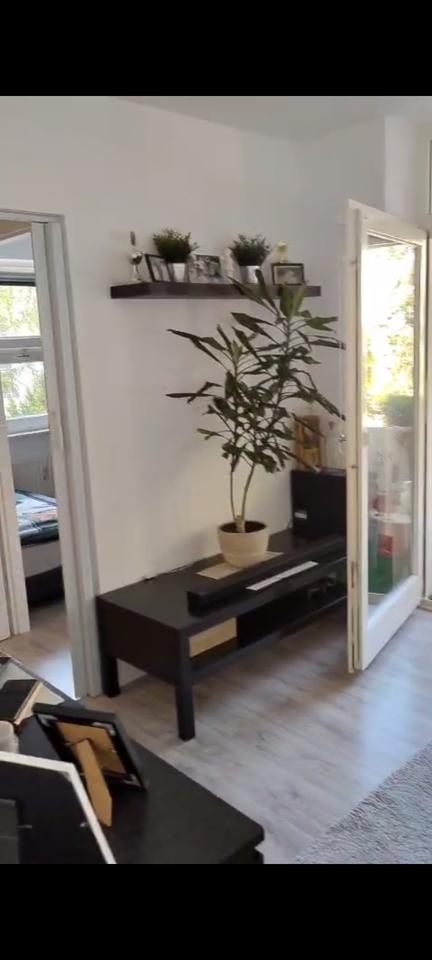 Thumbnail-Charmante 1-Zimmer Wohnung im 2 OG mit Balkon in Tempelhof