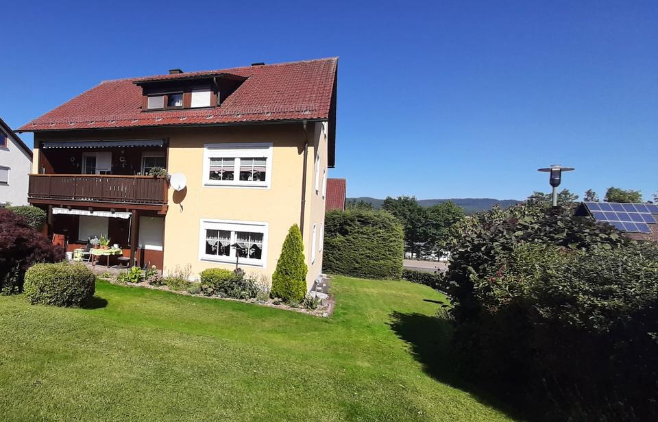 Thumbnail-Mehrfamilienhaus in guter Lage in Neunburg zu verkaufen