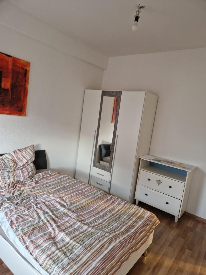 Thumbnail-Ab sofort ein WG Zimmer Möbliert komplett