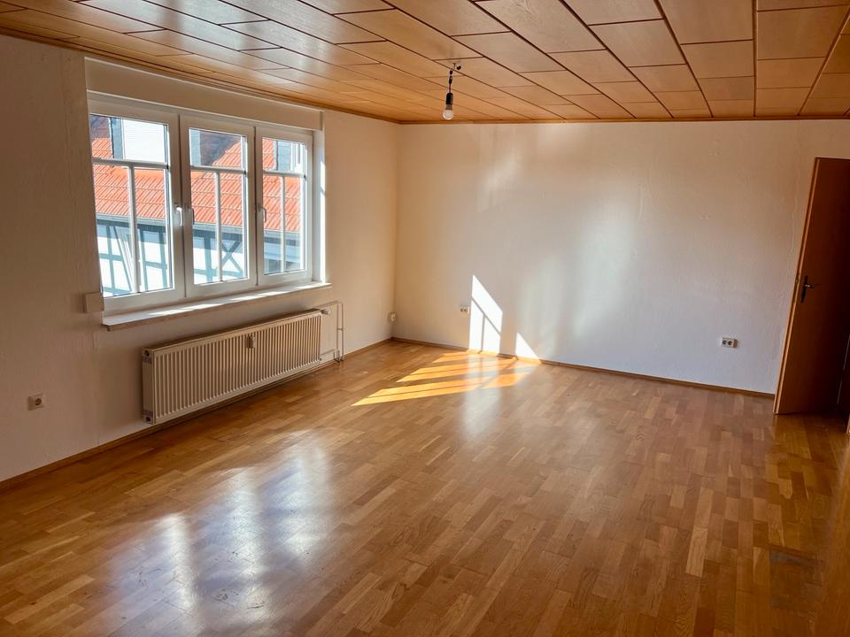 Thumbnail-4 Zimmer Wohnung mit Stellplatz & Balkon