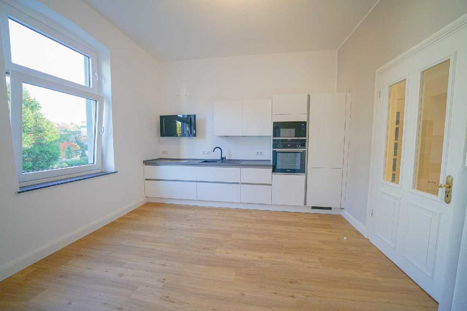 Thumbnail-Ratingen-Mitte: Stilvolle 2-Zimmer-Altbauwohnung mit Gartenmitbenutzung