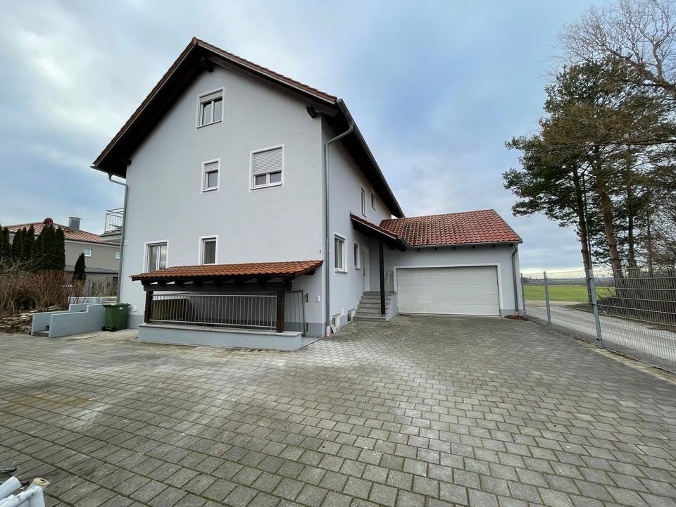 Thumbnail-Einfamilienhaus mit Lagerhalle zur Miete in IngolstadtGerolfing