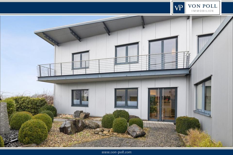 Thumbnail-Repräsentatives Verwaltungsgebäude mit Lagerhalle in verkehrsgünstiger Lage von Pirmasens
