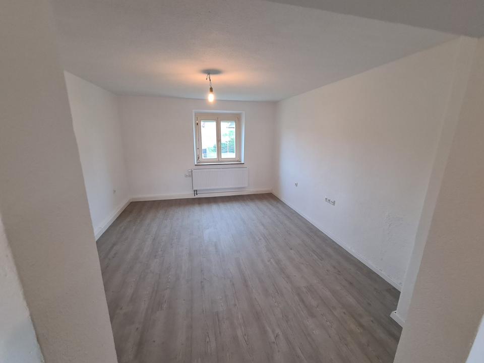 Thumbnail-Helle 2 Zimmer Wohnung in Bahnhofsnähe