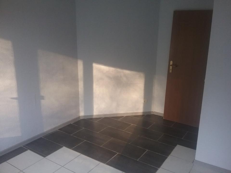 Thumbnail-Tolle 3ZKB mit Balkon in Waldnähe und kostenlosen Stellplatz