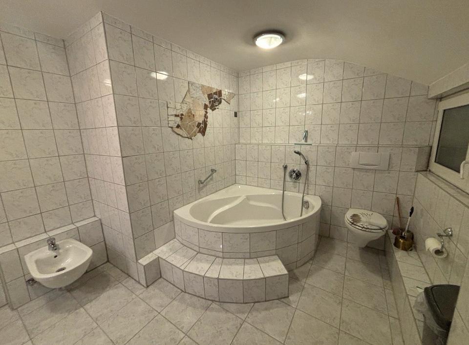 Thumbnail-2 Zimmer Etagenwohnung Mehriamilienhaus