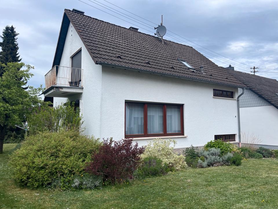Thumbnail-Freistehendes Einfamilienhaus