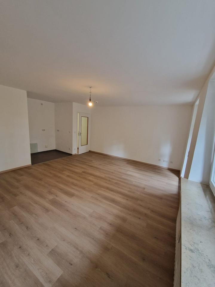 Thumbnail-1 Zi Appartment, Komplett Saniert mit Garage