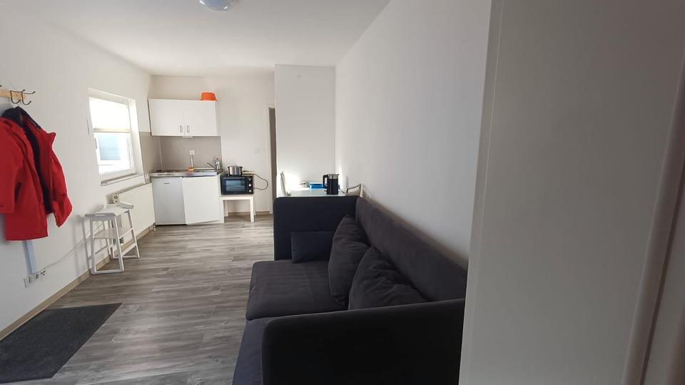 Thumbnail-2-Zimmer-Wohnung mit Einbauküche in Hasselbach zu vermieten