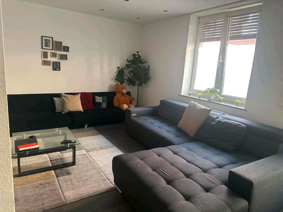 Thumbnail-Wohnung zuvermieten mit Moebel zu verkaufen nur Moebeln Kaufen