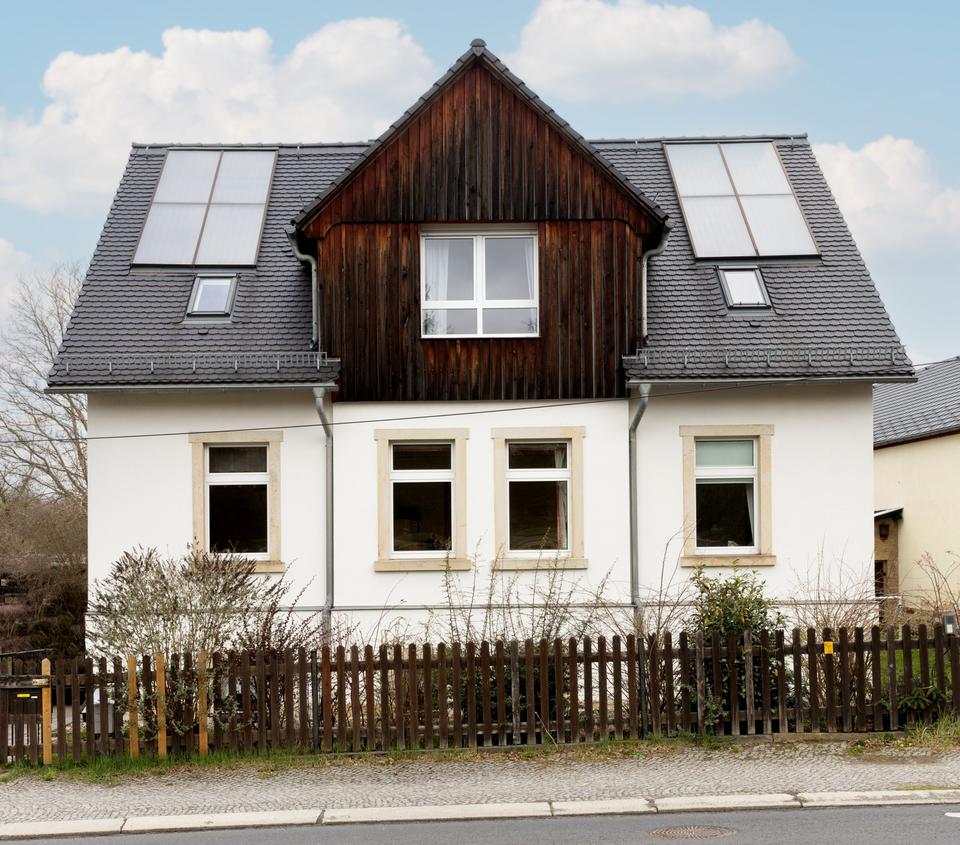 Thumbnail-Elegantes Einfamilienhaus mit 9 Zimmern in Dresden Bühlau